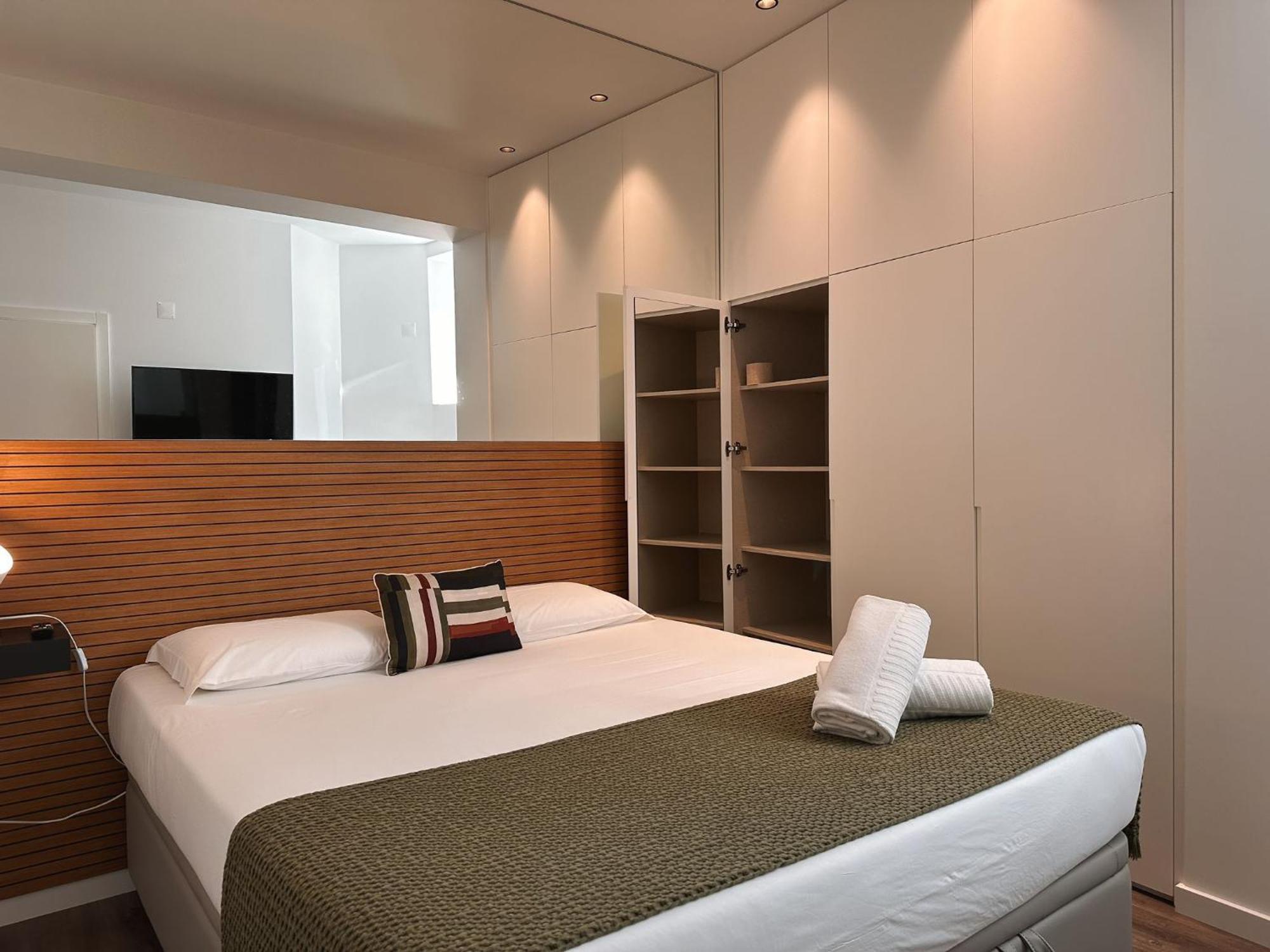 Homestay Casa Da Calcada Maceira (Lisbon)